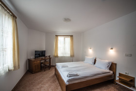 Todeva House
