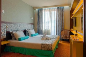 Hotel Ezeretz