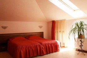 Hotel Alafrangite