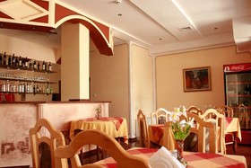 Hotel Alafrangite