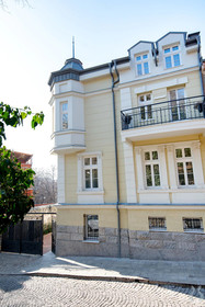 Orpheus Apartments