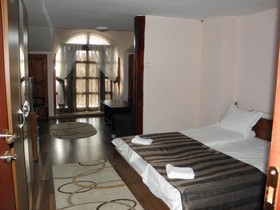 Hotel St.st. Constantine And Helena