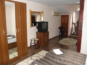 Hotel St.st. Constantine And Helena