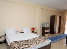 Hotel St.st. Constantine And Helena