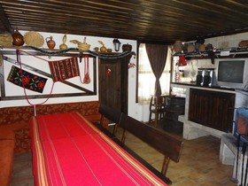 Zlatinovi Houses