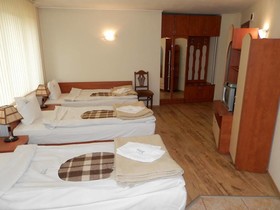 Family Hotel Daisy