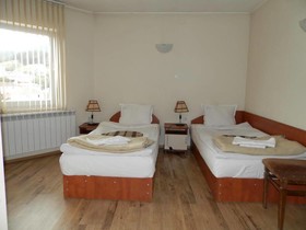 Family Hotel Daisy