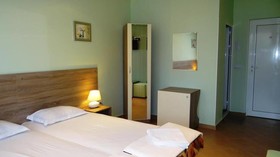 Guest Rooms Kom
