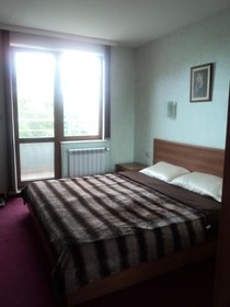 Hotel 007