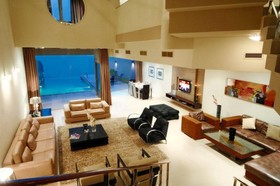 The Dragon Hotel & Resort