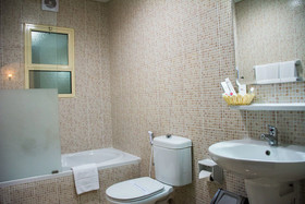 President Suites Apartments