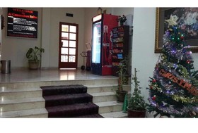 Al Commodore Suites