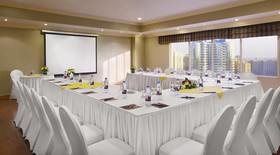 Al Safir Hotel