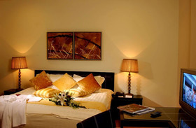 Al Safir Hotel