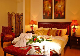 Al Safir Hotel