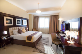 Atiram Premier Hotel