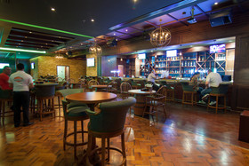 Atiram Premier Hotel