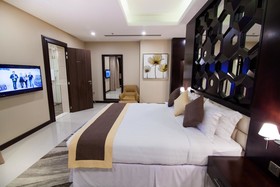 Atiram Premier Hotel