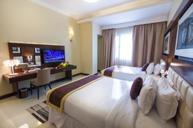 Atiram Premier Hotel