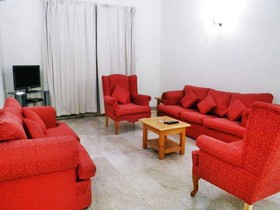 Euro Plaza Apartments
