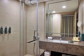 Hilton Bahrain City Centre Hotel & Residences