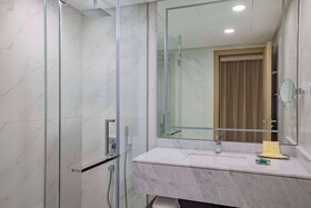 Hilton Bahrain City Centre Hotel & Residences