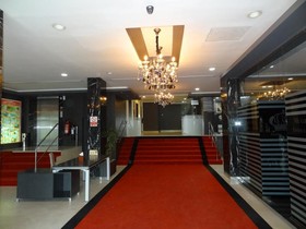 Imperial Suites Hotel