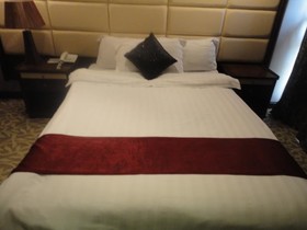 Imperial Suites Hotel