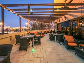 Mercure Grand Hotel Seef / All Suites