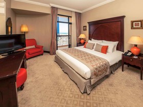 Mercure Grand Hotel Seef / All Suites