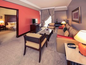 Mercure Grand Hotel Seef / All Suites