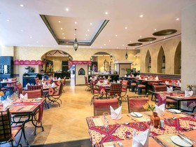 Mercure Grand Hotel Seef / All Suites