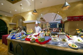 Mercure Grand Hotel Seef / All Suites