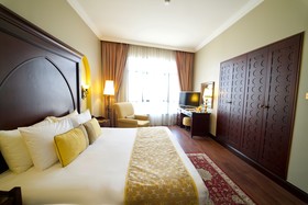 Mercure Grand Hotel Seef / All Suites