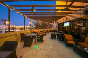 Mercure Grand Hotel Seef / All Suites