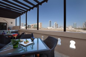 Mercure Grand Hotel Seef / All Suites