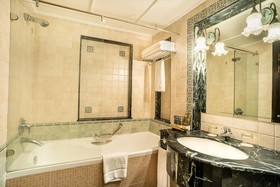 Novotel Bahrain Al Dana Resort