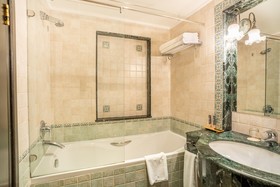 Novotel Bahrain Al Dana Resort