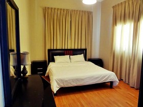 Park Plaza Apartments