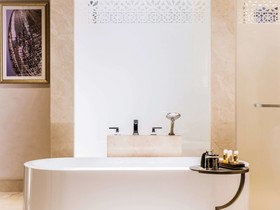 Royal Saray Resort