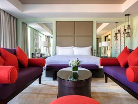 Royal Saray Resort