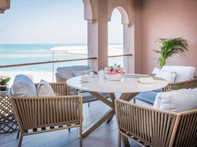 Royal Saray Resort