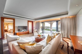 Royal Saray Resort