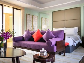 Royal Saray Resort