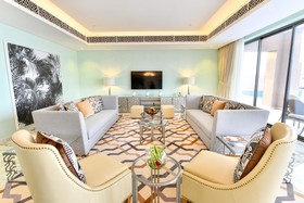 Royal Saray Resort
