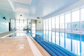 S Plaza Suites Hotel