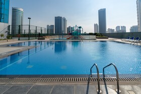 S Plaza Suites Hotel
