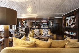 Gyp Sea Hotel