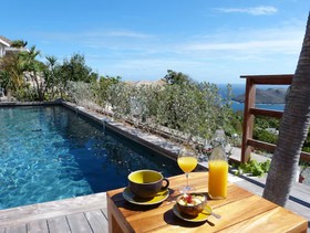 Gyp Sea Hotel