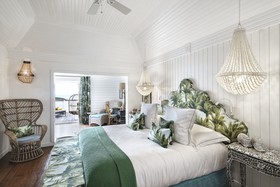 Gyp Sea Hotel